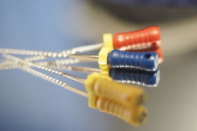 池袋　歯医者　根管治療