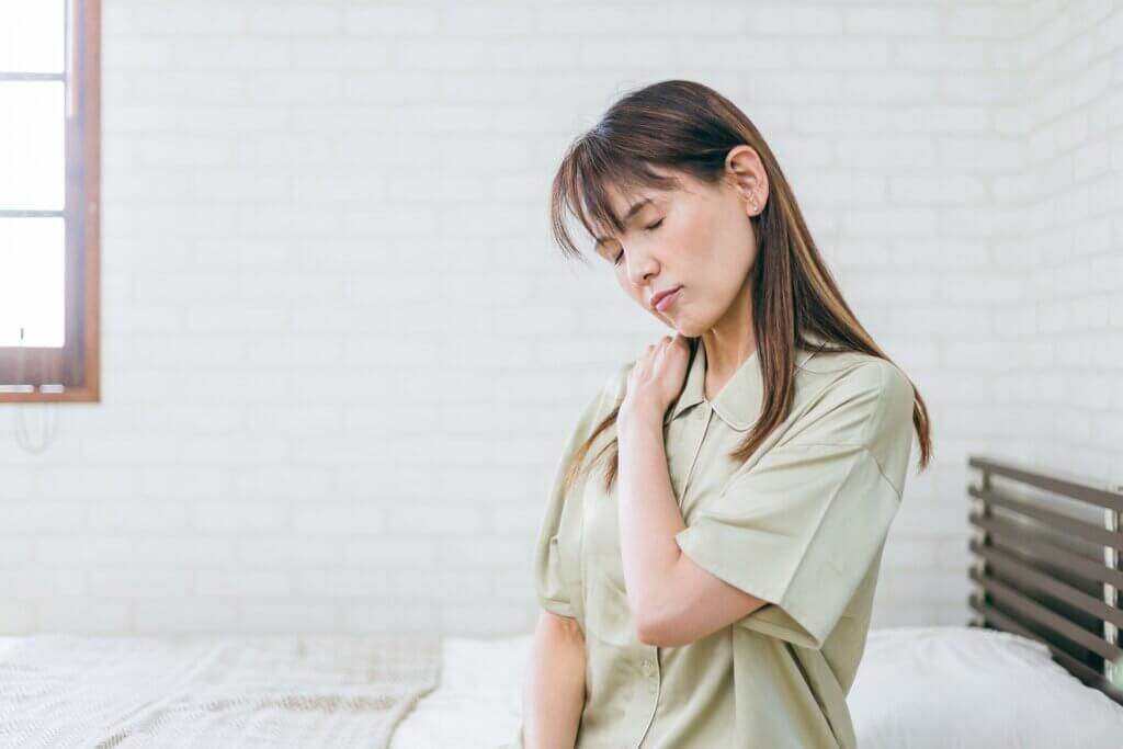 入れ歯  肩こり