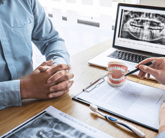 【歯列矯正中に親知らずの影響を受けたらどうなるの？】 